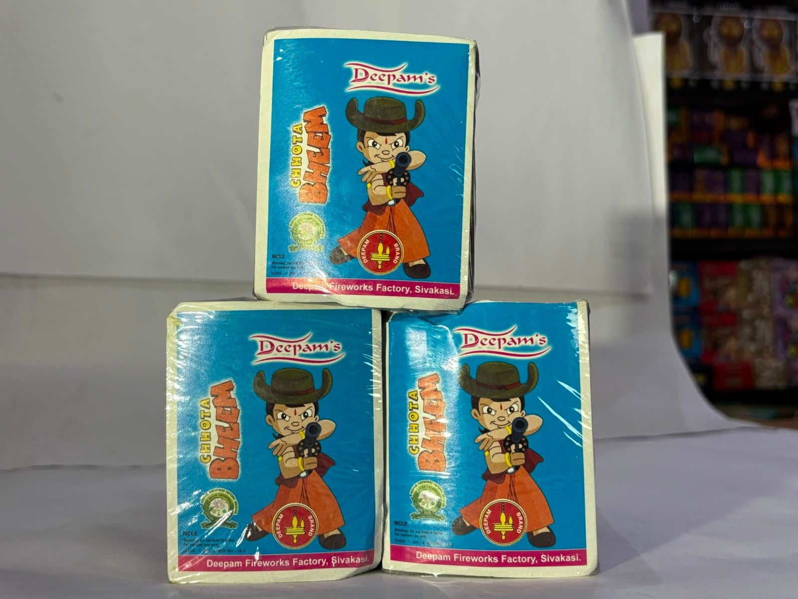 3½" Lakshmi Crackers
